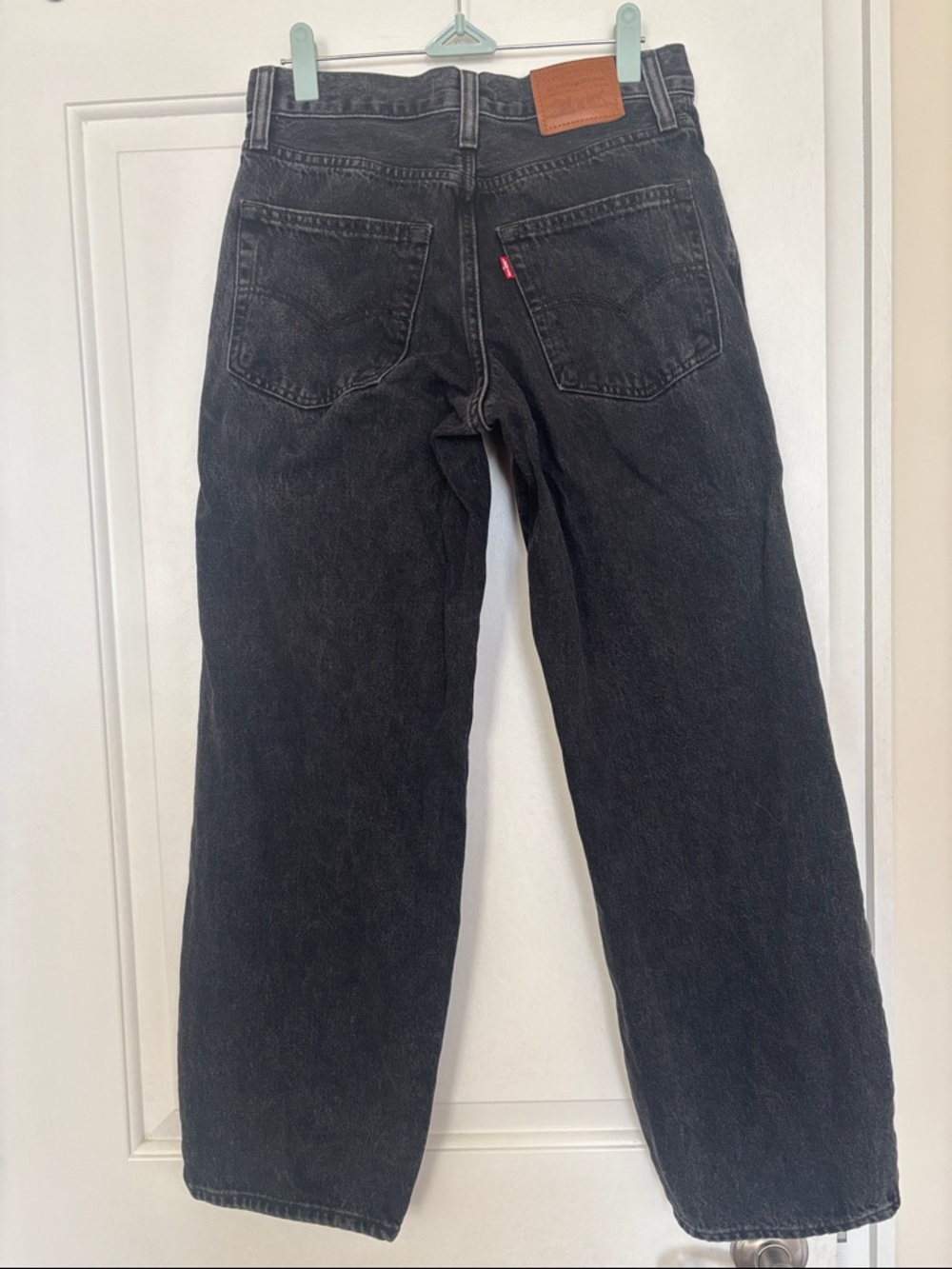 Levi's Baggy Dad Jeans in Black, 25x30 - Picture 3 of 7